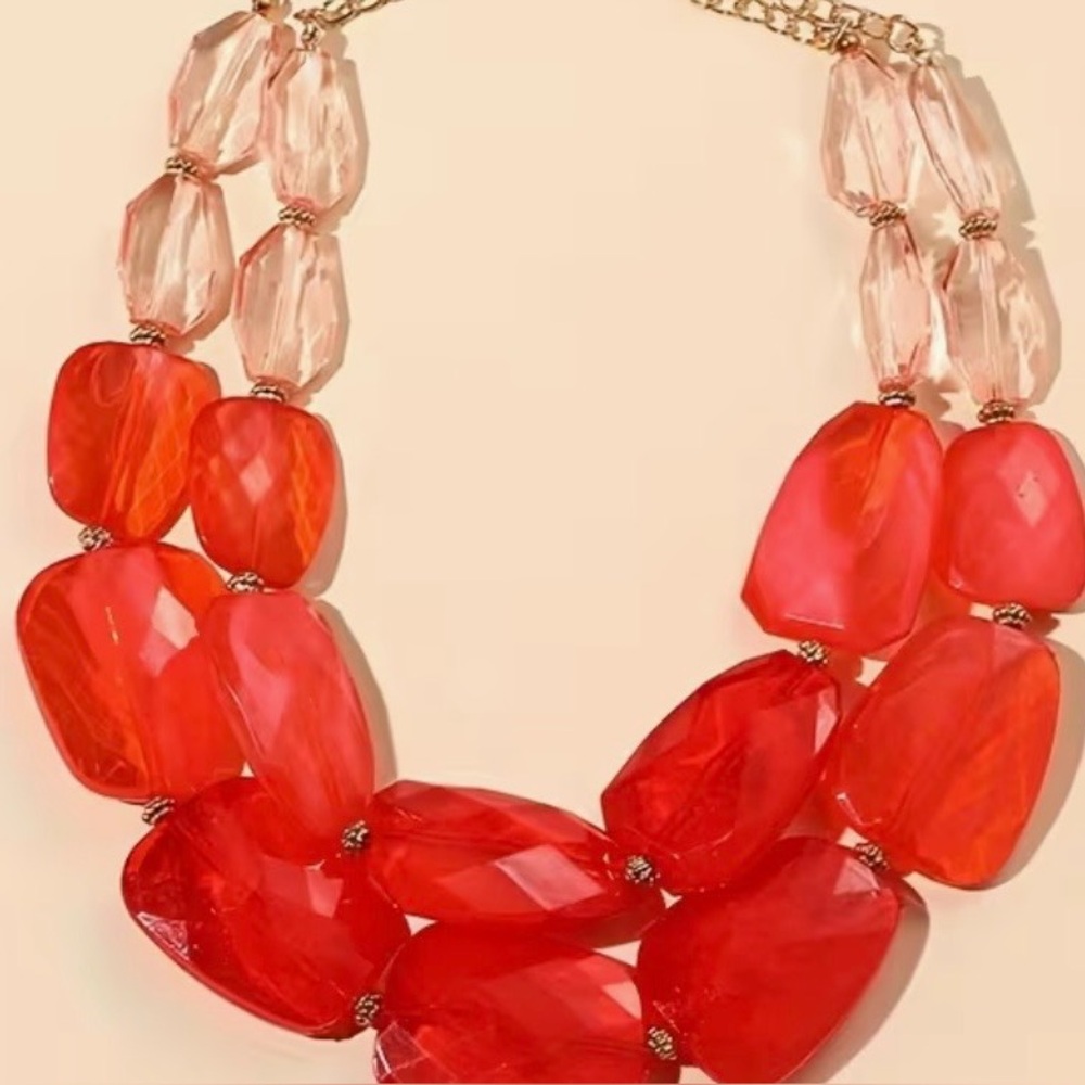 Elegant Red and Pink Statement Necklace